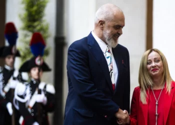 Marrëveshja për refugjatët/ Mediat greke: Një pakt monstruoz… –