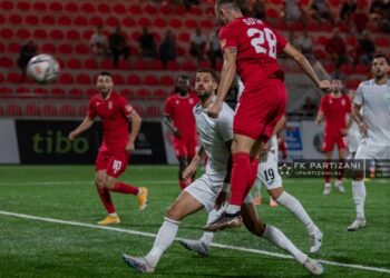 Kartonët e verdhë, tre titullarë të Partizanit janë në limite –