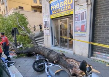 Moti i keq përfshin Europën, 1 viktimë dhe 6 të plagosur në Itali –