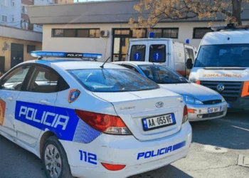 Shoferi i autobusit të shkollës ngacmon seksualisht  14-vjeçaren –