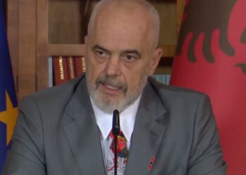 Akuzat e Berishës për tenderat familjare, reagon kryeministri Rama –