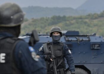 Aksioni në veri të Kosovës, 9 zyrtarë të arrestuar. Detajet e plota –