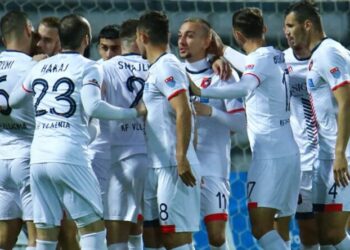 VIDEO/ Vllaznia rikthehet te fitorja, vendos Gruda –