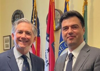 Basha vizitë në SHBA, takim me kongresmenin Hill –