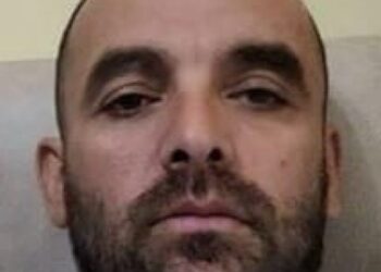 Publikohet foto, ja kush është Eno Nikulaj që u ekzekutua mbrëmë –