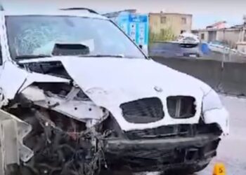 Tjetër aksident ne vend, përplasen dy makina në aksin Tiranë-Durrës –