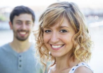 5 karakteristikat që meshkujt pëlqejnë tek një femër –