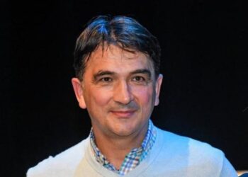 Shqiptarët e larguan por sot është emër i madh botëror –