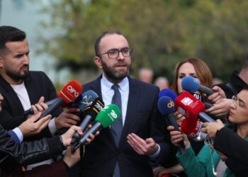 Opozita nuk do të tërhiqet, mazhoranca t’i kthehet arsyes –