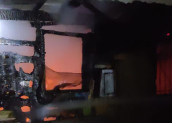 Përfshihet nga flakët banesa e një të moshuari në Fier, dyshohet se… –