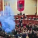 Pse opozita në Shqipëri po pengon Parlamentin me flakë…/ Ja ç’shkruajnë mediat ndërkombëtare –
