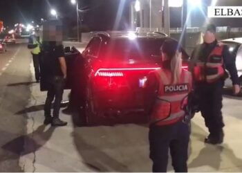 Po shpërndante drogë, kapet në flagrancë 19 vjeçari në Elbasan –