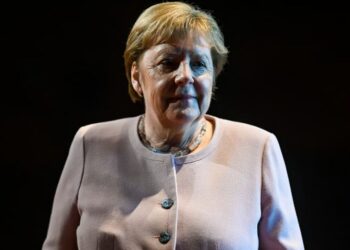 “Nuk do jem pjesë e…”/ Merkel largohet më shumë nga politika –