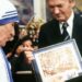 44 vjet më parë Nënë Tereza u vlerësua me çmimin Nobel për paqe –