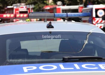 Kosovë/ Makina përplaset me autobusin, ndërron jetë gruaja –