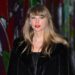 Reagimi i befasishëm i Taylor Swift, takon fansen e vogël –