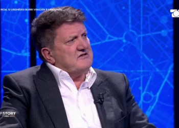 Ja çfarë iu tha Naimit në varrim që u tërbua… –