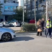 VIDEO/ Policia “mbyt” me gjoba këmbësorët –
