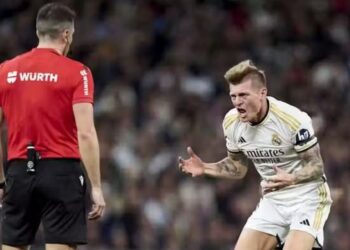 “Zoti i sheh të gjitha”, shpërthimi i rrallë i gjermanit në fushë –