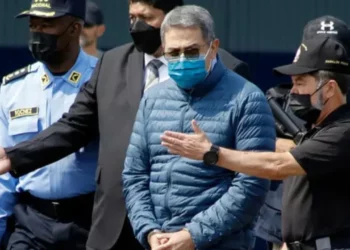 Ish-presidenti i Hondurasit shpallet fajtor për trafik droge, dënohet me burgim të përjetshëm –