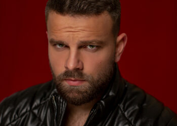 Alban Ramosaj festoi ditëlindjen, urimi më i veçantë i vjen nga… –