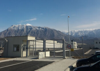 Të burgosurit e Reçit apel deputetëve të opozitës: Votoni amnistinë –