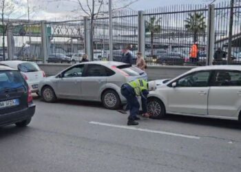 Aksident afër Portit të Durrësit, 3 makina përplasen me njëra-tjetrën