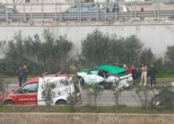 Aksident i 3-fishtë në Tiranë, në një nga makinat ndodheshin edhe fëmijë –