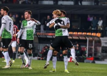 Liverpool shkatërron Sparta Pragën, Ajax barazon me Aston Villa. Super Zhegrova –