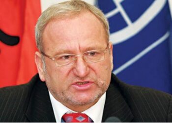 Ndahet nga jeta ish-ministri, Kosta Barka –