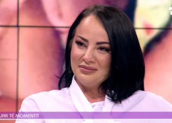 Mami me zor arriti… –