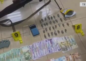 Shiste drogë pranë shkollave, arrestohet 65-vjeçari në Tepelenë –