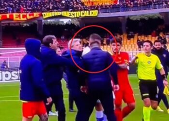 Goditi futbollistin e Veronës, trajneri i Lecces drejt shkarkimit –