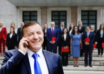 Drejtori i ri i Gardës/ Kronologjia e një farse – Si shteti iu ul në gjunjë Shefqet Kastratit