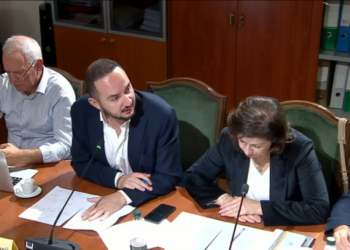 “Ata që bëjnë kotece i mbysni ju”, Salianji replikon me Hoxhën: Nga 12 vrasje arrestuat atë të moshuarin në azil