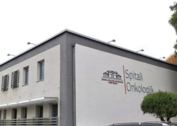 Denoncimi: Ja skema që po përdorin mjekët e Onkologjikut për të fshehur mungesën e kimiove