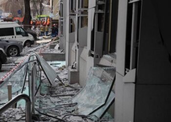 Raketat ruse në Kiev godasin ambasadën e Shqipërisë – VIDEO+FOTO