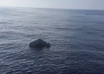 Tragjedi në Mesdhe, 116 jetë të humbura nga mbytja e anijes, vetëm një i shpëtuar –