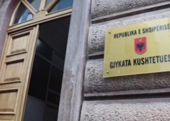 Asnjë gjyqtar nuk “ndërroi mendje në fund” –