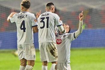 Dinamo dominon Flamurtarin me tre gola në Vlorë, ngjitet në vendin e tretë –