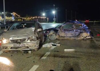 Pamje nga aksident i rëndë në Levan-Tepelenë, përplasen dy automjete, humb jetën 16-vjeçari –