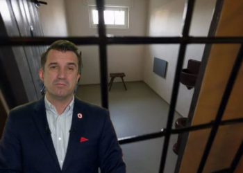 Seanca në GJKKO/ Gjykatësja e mban në kafaz, Erion Veliaj ndryshon avokatin –