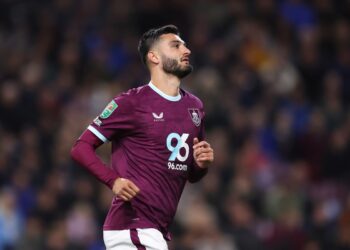 Shkëlqen Broja, dhuron asist në ndeshjen kundër Newscastle, por dëmtohet në fund (VIDEO) –