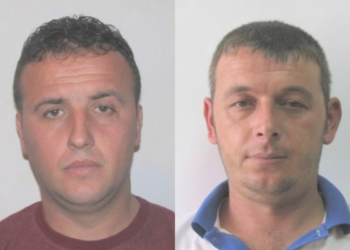 PAMJET nga arrestimi i dy ushtarëve të Martinajt, çfarë u gjet në banesën ku ishin fshehur (Video) –