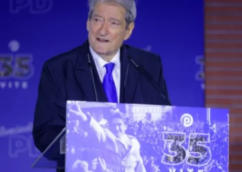 Na erdhi Rama për t’u bashkuar, u largua për punë orësh –