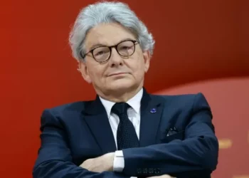 SHBA nuk i jep vizë ish-komisionierit europian –