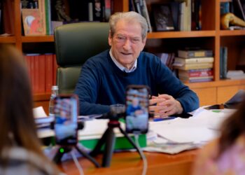 Lubia pronare e 300 apartamenteve dhe dy jahteve –