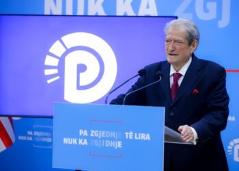 Uroj që Krishtlindjet e tjera t’i festojmë pa këtë kolerë të zezë që ka pllakosur vendin –