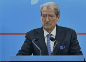 Paratë e vjedhura nga tenderat e AKSHI-t pastroheshin nga lavatriçja e ‘Çopjave’ –