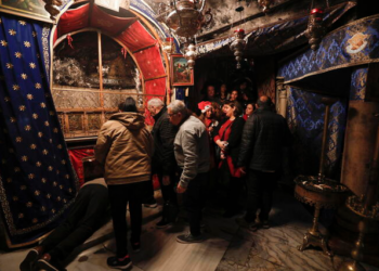 Bethlehemi feston Krishtlindjen nën hijen e luftës në Gaza –